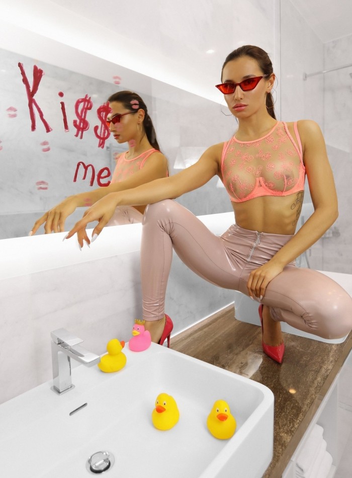 Проститутка Олеся -  19 лет, метро Бабушкинская, тел +79206256660