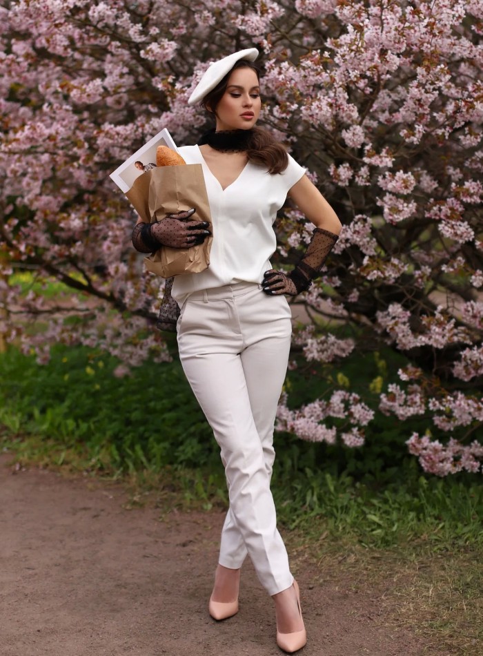 Проститутка Эвелина -  22 лет, метро Комсомольская, тел +79206256660